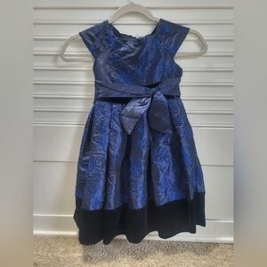 Sweet Heart Rose Navy and Black Floral Dress